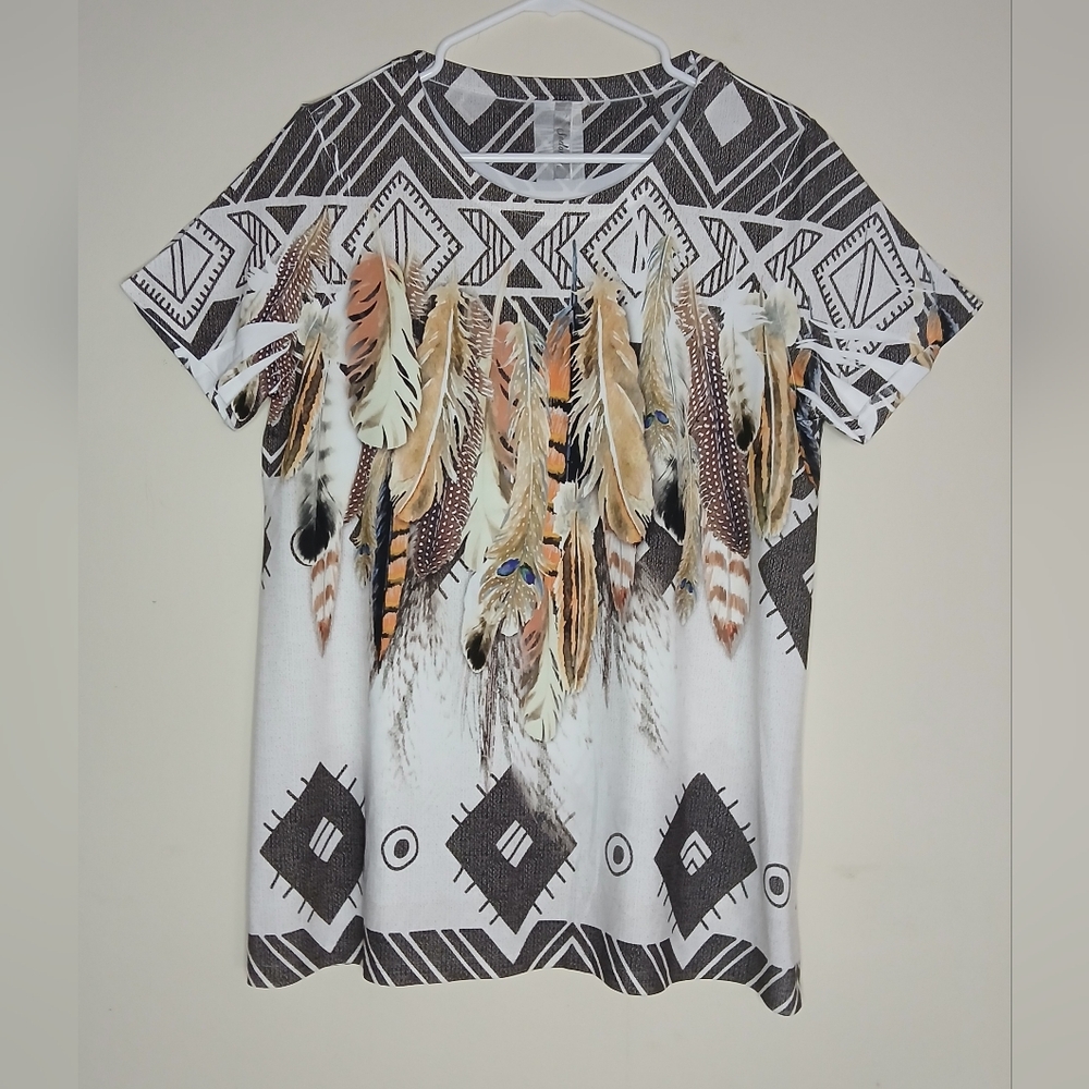 Sedona Feather Print Short Sleeve Top